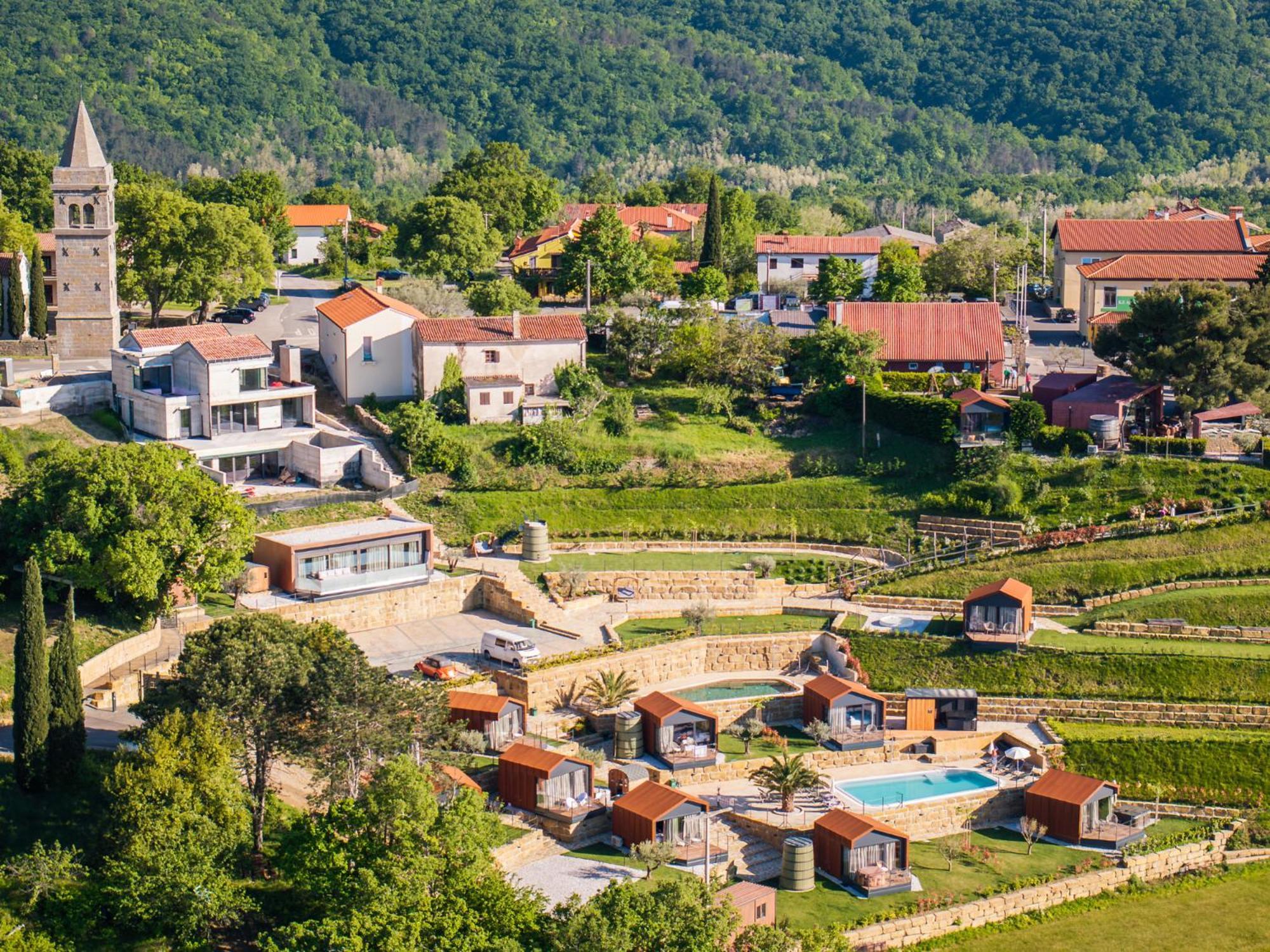 Wine Paradise - Glamping Resort Marezige Extérieur photo